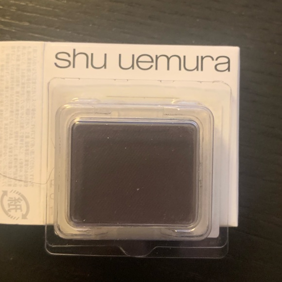 Shu Uemura Pressed Eyeshadow/Refill - Picture 3 of 4